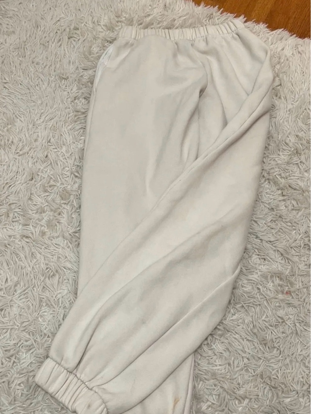 Edikted Women’s Cream Elastic sweatpants